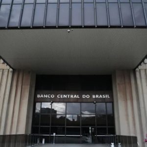 Dólar Dispara e Real Enfrenta Forte Desvalorização