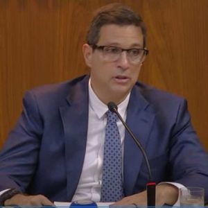 Roberto Campos Neto destaca postura técnica do Banco Central e compromisso com meta de inflação