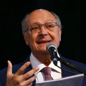 Governo avalia retorno do horário de verão para economizar energia