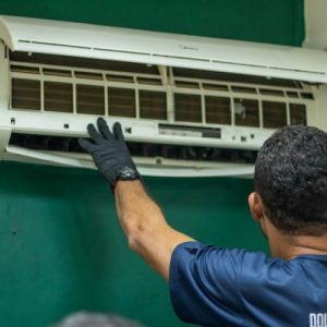 Ar-condicionado: higienização do filtro demanda atenção