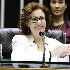 Justiça da Itália mantém Zambelli presa