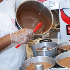 Fábrica de Bolo Vó Alzira lança linha de Bolos Cuca Fábrica de Bolo Vó Alzira lança linha de Bolos Cuca