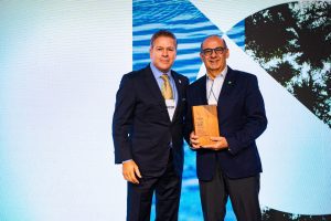 CMPC recebe o prêmio Triple A como referência em desempenho e liderança ambiental