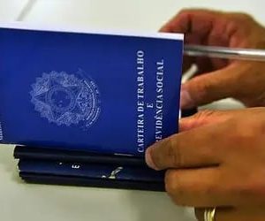 Escala 6×1: CCJ aprova admissibilidade da PEC; texto segue para comissão especial