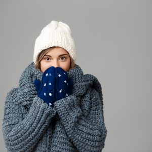 Estações frias acendem alerta para gripe e impulsiona vacinação nas empresas