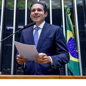 Líderes da Câmara pedem a retirada de proposta de transição de 10 anos na PEC 6×1