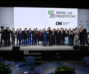 CNI premia lideranças que fortalecem integração entre Brasil e EUA