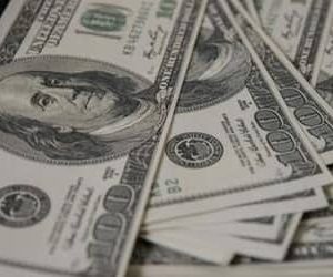 Dólar fecha em leve queda e encerra o dia cotado a R$ 5,01