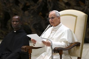 Vaticano ameaça de excomunhão grupo católico ultraconservador
