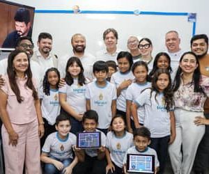 Ministério inaugura laboratório de informática em escola rural de Manaus (AM)