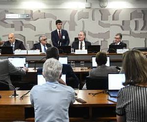 Pacote bilionário para resgate de produtores rurais deve ser votado nesta terça (26)