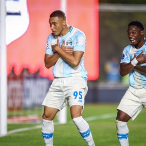 Grêmio vence fora de casa e assume liderança do grupo na Conmebol Sul-Americana
