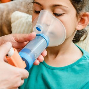 Alta de casos respiratórios no Rio Grande do Sul exige atenção redobrada com crianças