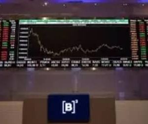 Ibovespa encerra último pregão aos 169.019 pontos