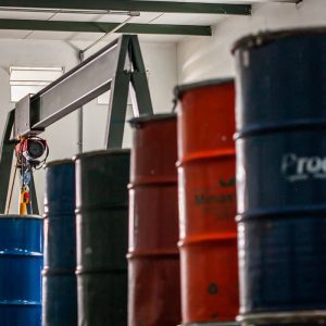 Indústria brasileira recua 0,2% em maio; primeira queda desde 2025