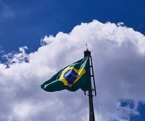 Entenda como a Lei da Reciprocidade permite ao Brasil responder às tarifas dos EUA