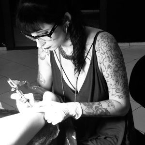 Projeto Renascer abre inscrições no mês do Tatuador