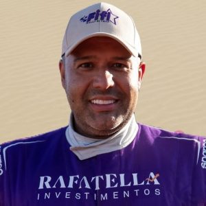 Lélio Vieira Carneiro Júnior é campeão de rali cross-country