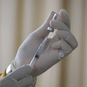 Saúde prorroga vacinação contra HPV para jovens de 15 a 19 anos