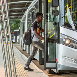 Tempo no trânsito pode afetar bem-estar físico e emocional