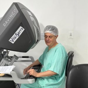Dois marcos da cirurgia robótica redefinem a saúde no Brasil