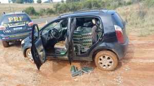 PRF prende homem transportando 10 mil maços de cigarros em Rosário do Sul