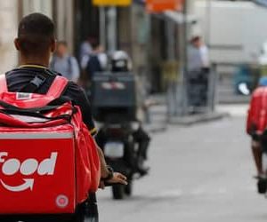 CAIXA e iFood facilitam financiamento de motos e bicicletas elétricas para entregadores