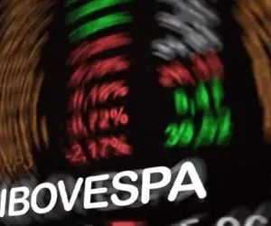Ibovespa fecha o último pregão aos 166.335 pontos, após alta da Petrobras limitar perdas