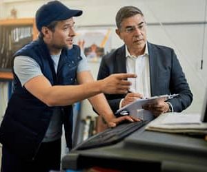 Serviços ganham confiança em agosto, mas comércio perde fôlego