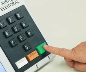 Viracasacas? Em 2022, 259 municípios votaram mais em Lula no 1º turno e em Jair no 2º