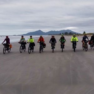 Sobre duas rodas: cicloturismo nas estâncias paulistas