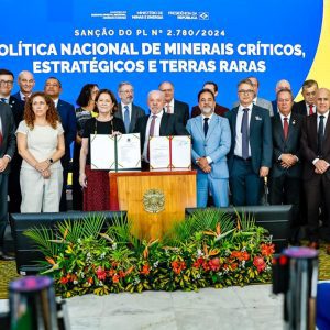 AMIG garante voz municipal na política de minerais críticos