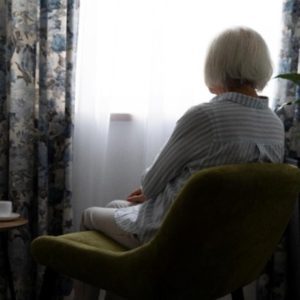 Depressão: quando a tristeza não é apenas “coisa da idade”