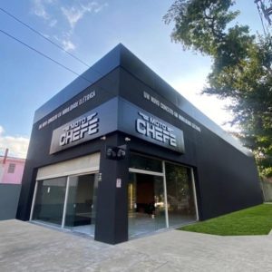 MotoChefe chega à 100ª unidade e celebra expansão no país