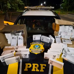 PRF apreende carga de iPhones avaliada em R$ 900 mil em Rosário do Sul