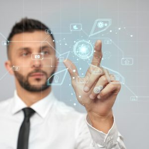 Skill-Hub aplica IA à prospecção e desafia Meta Ads