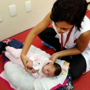 Pesquisa sobre impacto do distanciamento social em crianças com deficiência busca voluntários