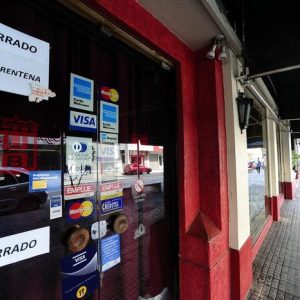 Free shops se manterão fechados até dia 16 de maio