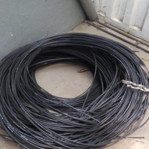 Homem é detido após furtar cabos de fibra óptica