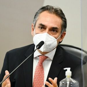 CPI da Covid: Governo não respondeu ofertas de vacinas da Pfizer em agosto de 2020, diz representante da empresa