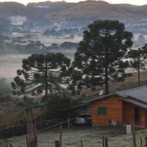 Frente fria avança sobre Sul e Sudeste do país