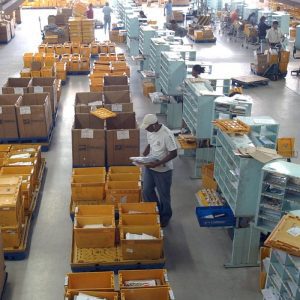 Presidente descarta taxar compra por meio de aplicativos estrangeiros