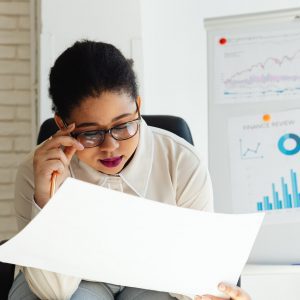 Mais de meio milhão de empresas são fechadas nos primeiros 4 meses do ano