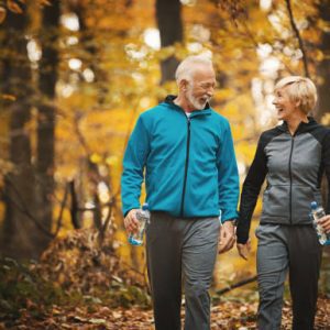 Osteoartrite: caminhada pode ajudar a prevenir dor no joelho