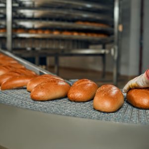 Uso de lubrificantes certificados é essencial para indústria alimentícia