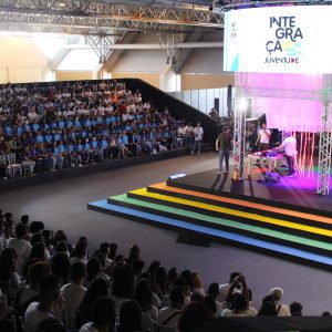 Congresso debate cooperativismo de crédito em Recife