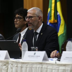 Em meio à pandemia, aprendizagem cai nas escolas do país