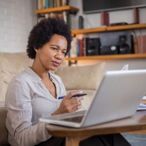 <strong>Educação a Distância para Jovens e Adultos do Sesc recebe inscrições até 17/02</strong>