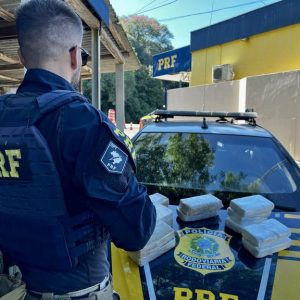 PRF apreende quase 1 milhão de reais em drogas em Santa Maria