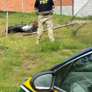 PRF prende motociclista após perseguição em Santana do Livramento